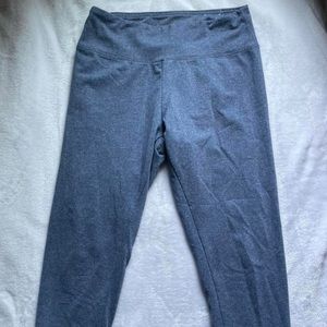 3/4 length blue yoga leggings